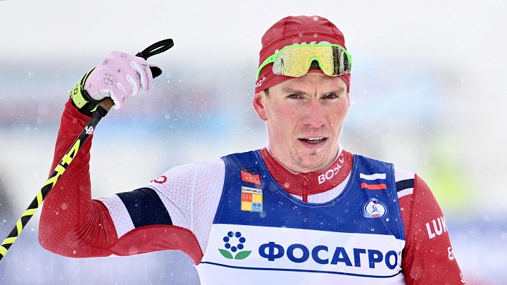 Большунов не смог выйти в финал спринта на этапе Кубка России