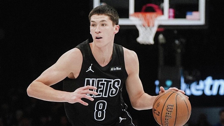 "Бруклин" уступил "Лейкерс" в матче НБА, Демин набрал 11 очков