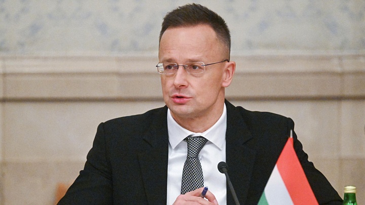 Сийярто назвал объем инвестиций Венгрии в России 