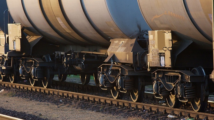 Первый за 30 лет железнодорожный состав прибыл из России в Армению